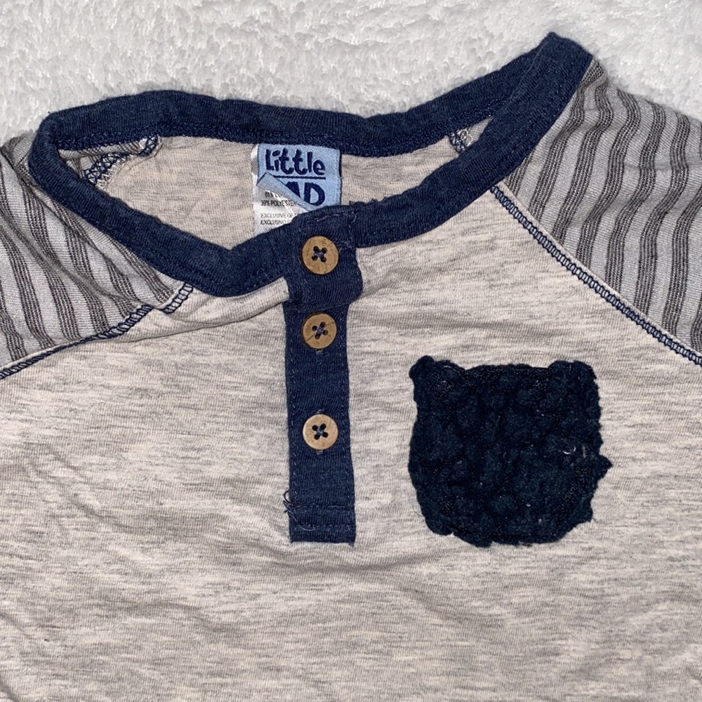 Little Lad two piece set (4T) - Picture 5 of 7